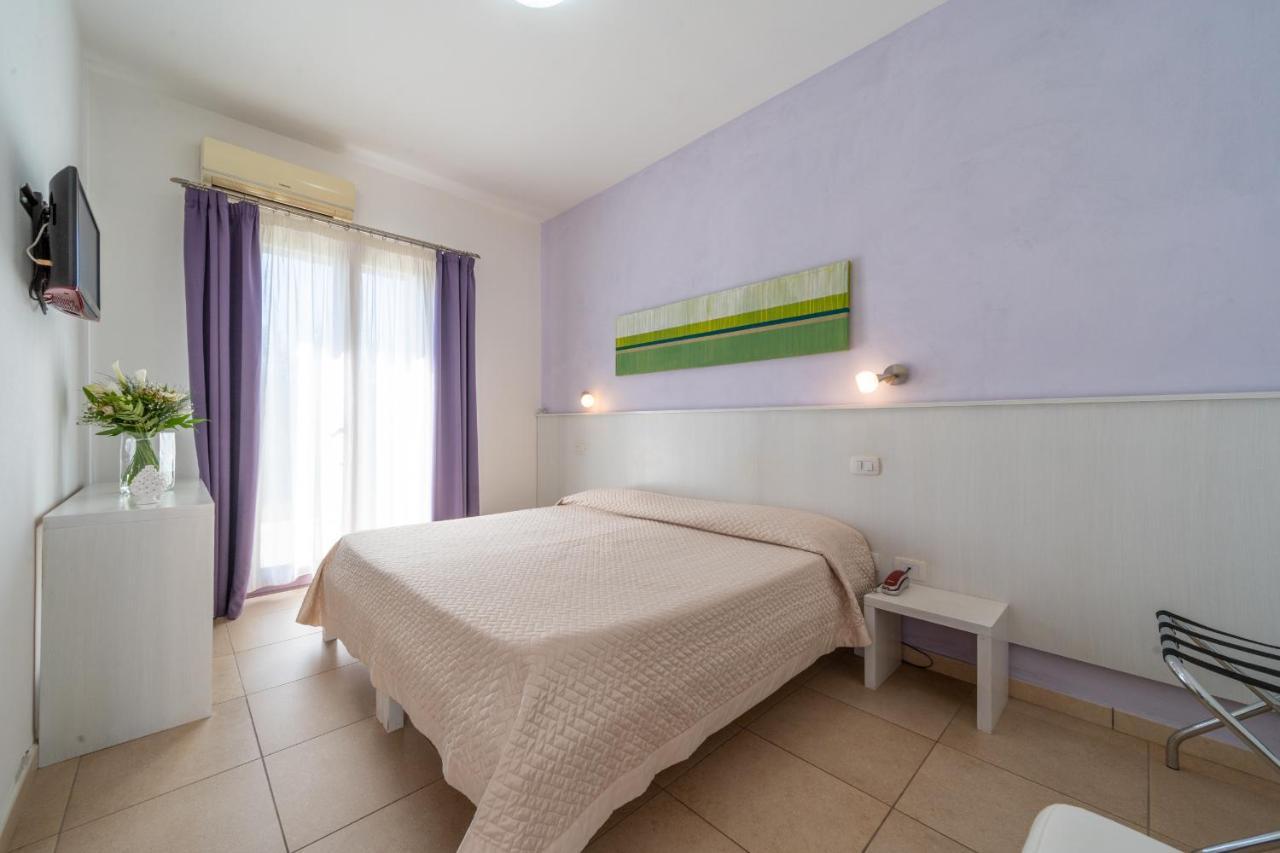 Corte Dei Melograni Hotel Resort オートラント エクステリア 写真